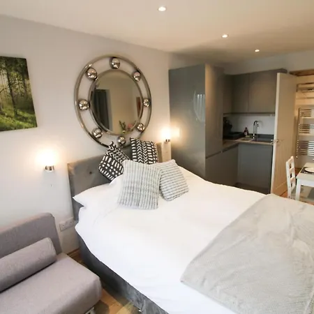 Hillcrest Studio, Holiday home Penrith