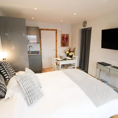 Hillcrest Studio, Holiday home Penrith